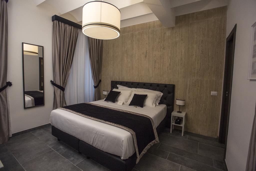 Trivium Suites Fontana Di Trevi Rome Bagian luar foto