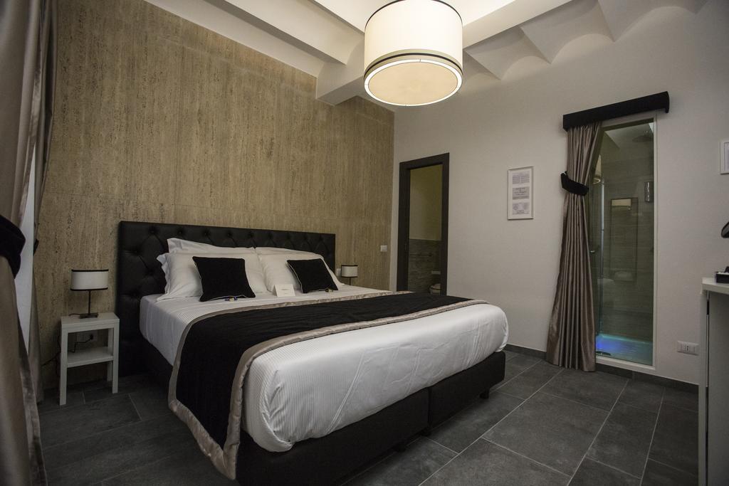Trivium Suites Fontana Di Trevi Rome Bagian luar foto