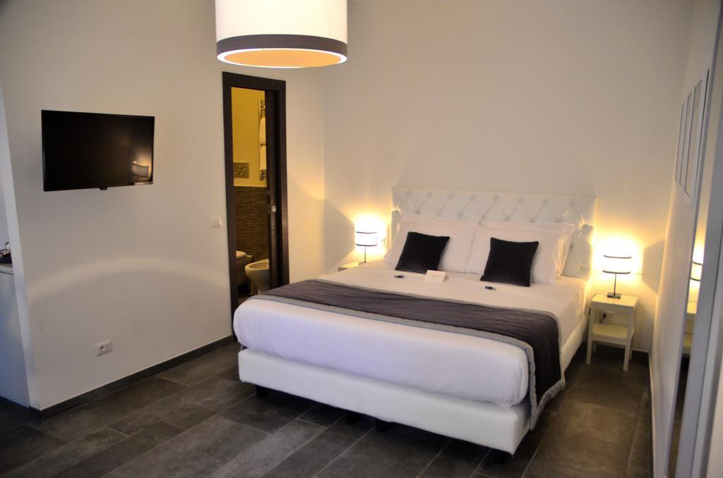 Trivium Suites Fontana Di Trevi Rome Bagian luar foto