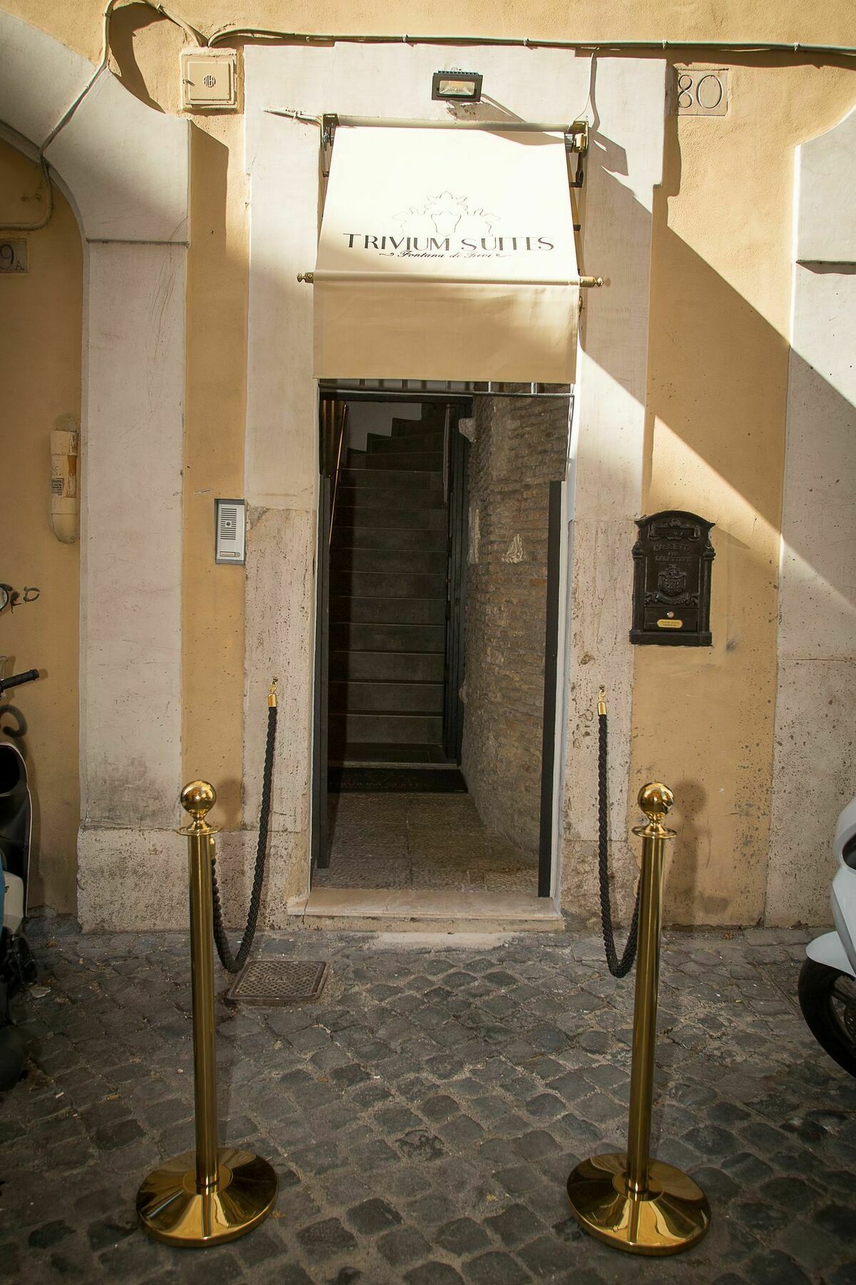 Trivium Suites Fontana Di Trevi Rome Bagian luar foto
